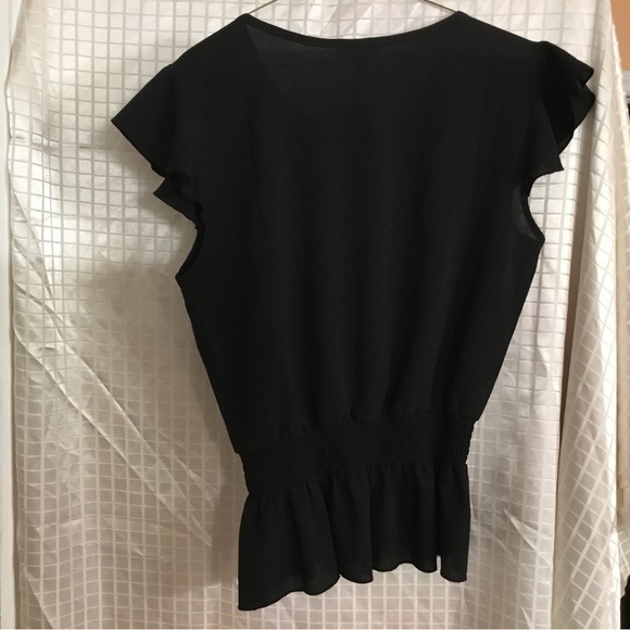 Women’s Black Blouse. Size medium - Picture 4 of 6